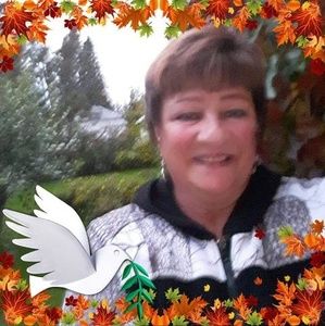 Meet your Posher, Maxine